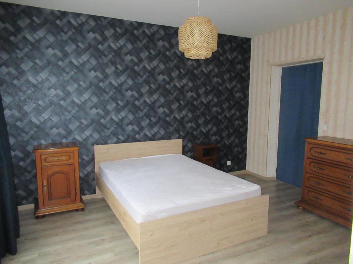 Le Gite Des Fresques Saint-Savin  Exterior foto