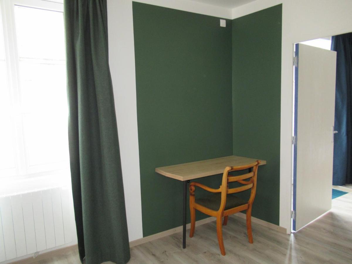 Le Gite Des Fresques Saint-Savin  Exterior foto